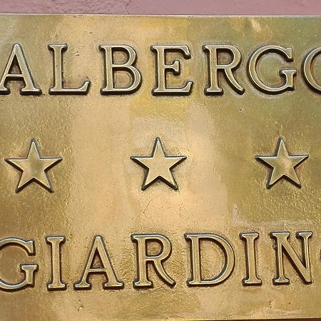 Albergo Giardino Тосколано-Мадерно Экстерьер фото