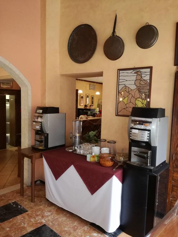Albergo Giardino Тосколано-Мадерно Экстерьер фото