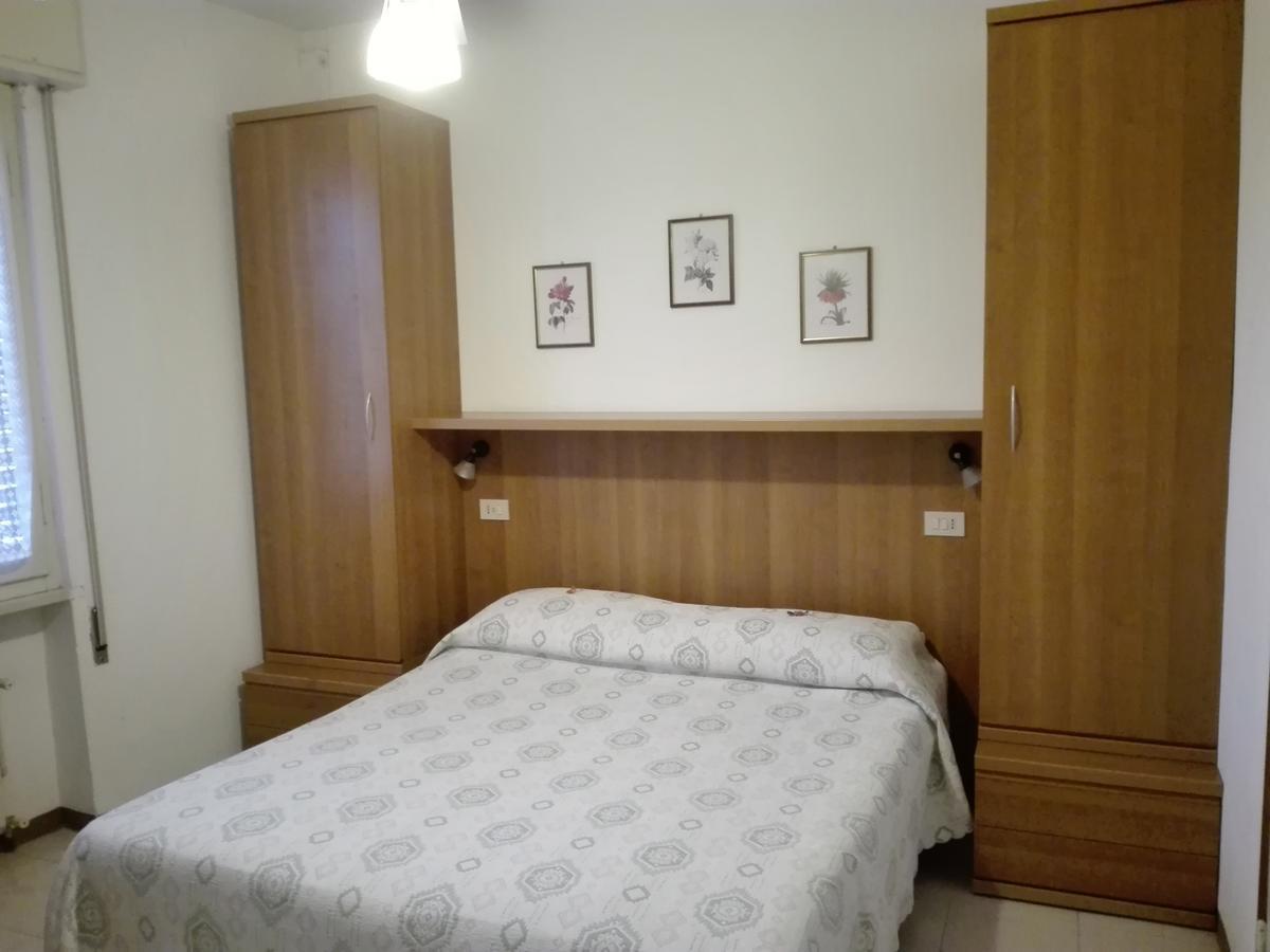 Albergo Giardino Тосколано-Мадерно Экстерьер фото